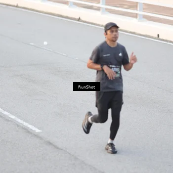 Runner Photo 6816169