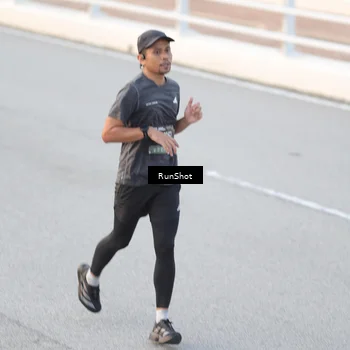 Runner Photo 6816180