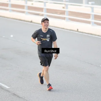 Runner Photo 6816184
