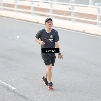 Runner Photo 6816185