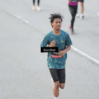 Runner Photo 6816202