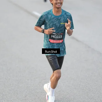 Runner Photo 6816207