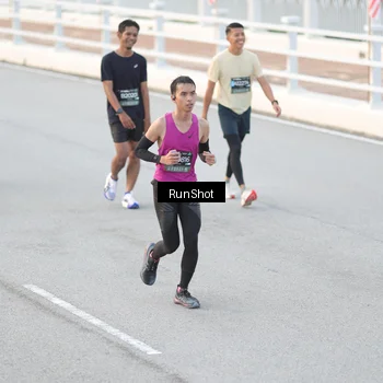 Runner Photo 6816216