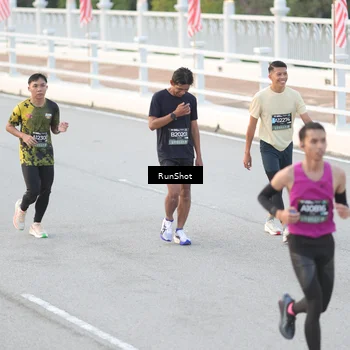 Runner Photo 6816228
