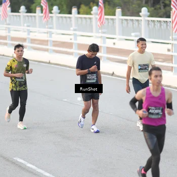 Runner Photo 6816229
