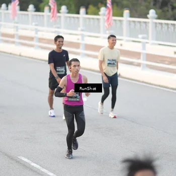 Runner Photo 6816234