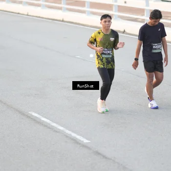 Runner Photo 6816243