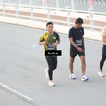 Runner Photo 6816246
