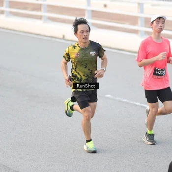 Runner Photo 6816300