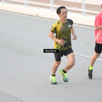 Runner Photo 6816304