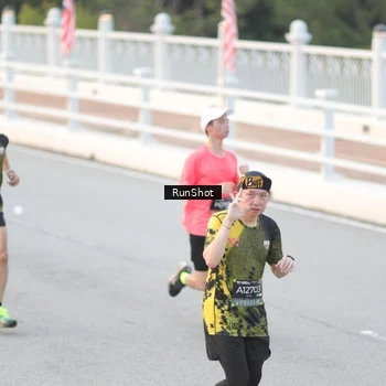 Runner Photo 6816306