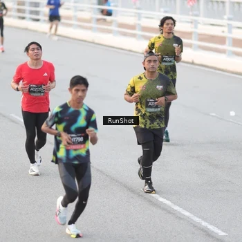 Runner Photo 6816309