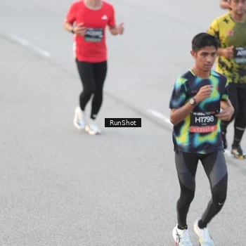 Runner Photo 6816319