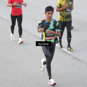 Runner Photo 6816321