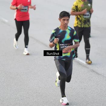 Runner Photo 6816322