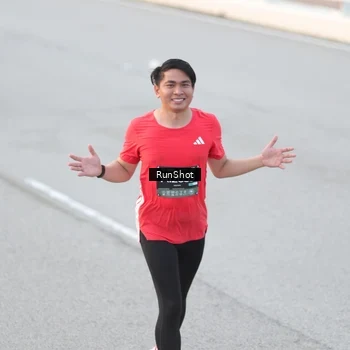 Runner Photo 6816335