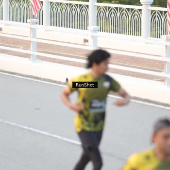 Runner Photo 6816338