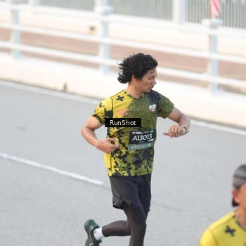 Runner Photo 6816340