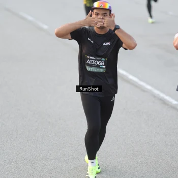 Runner Photo 6816377