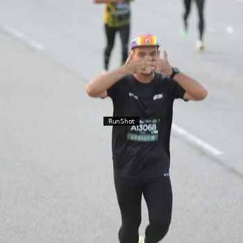 Runner Photo 6816378