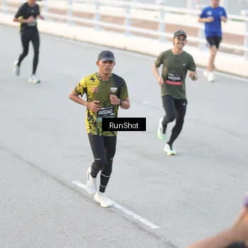 Runner Photo 6816390