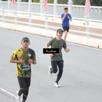 Runner Photo 6816400