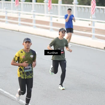 Runner Photo 6816401