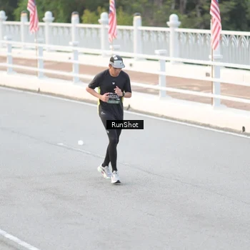 Runner Photo 6816407