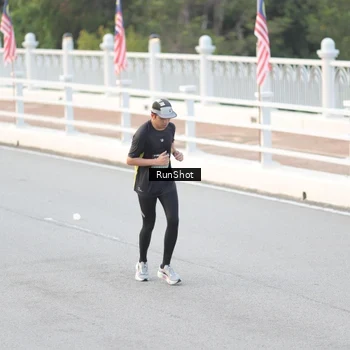 Runner Photo 6816415