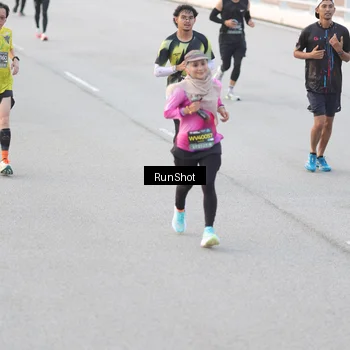 Runner Photo 6816437