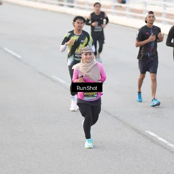 Runner Photo 6816443