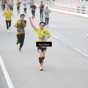 Runner Photo 6816452