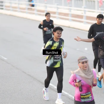 Runner Photo 6816461