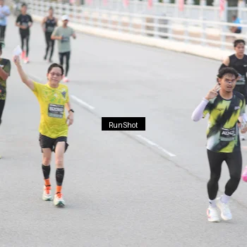 Runner Photo 6816462