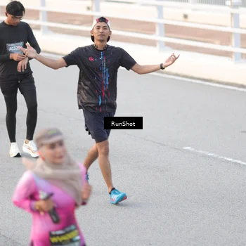 Runner Photo 6816467