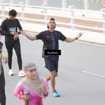 Runner Photo 6816470