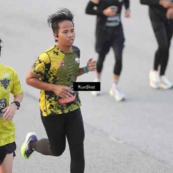 Runner Photo 6816493