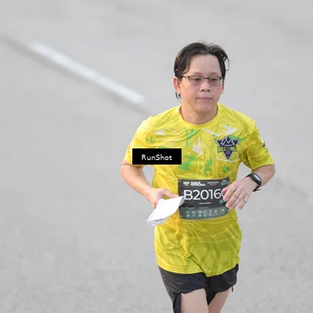 Runner Photo 6816499
