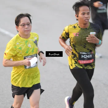 Runner Photo 6816501