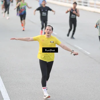 Runner Photo 6816503