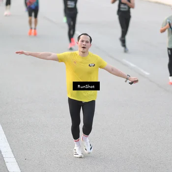 Runner Photo 6816508