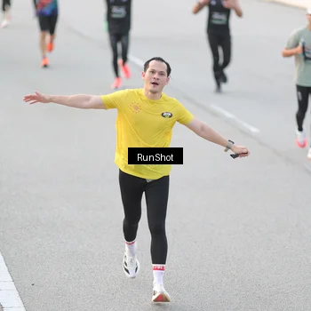 Runner Photo 6816509