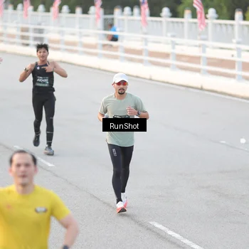 Runner Photo 6816517