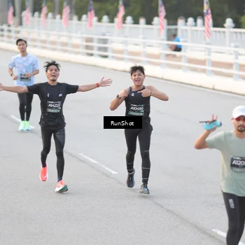 Runner Photo 6816536
