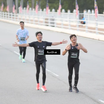 Runner Photo 6816539