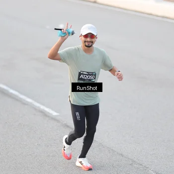 Runner Photo 6816545