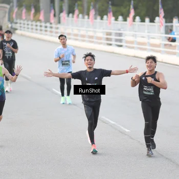 Runner Photo 6816568