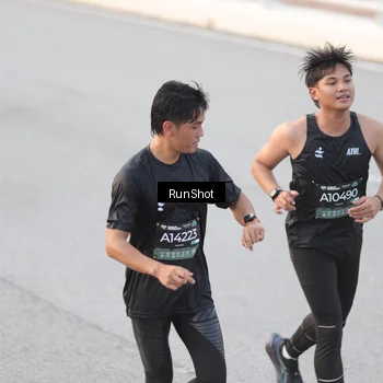 Runner Photo 6816573