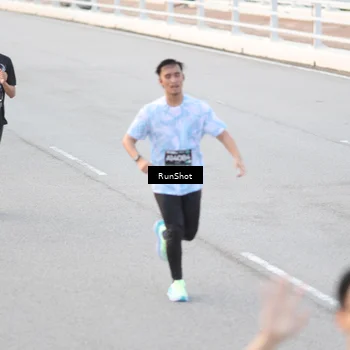 Runner Photo 6816575