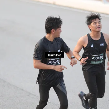 Runner Photo 6816580
